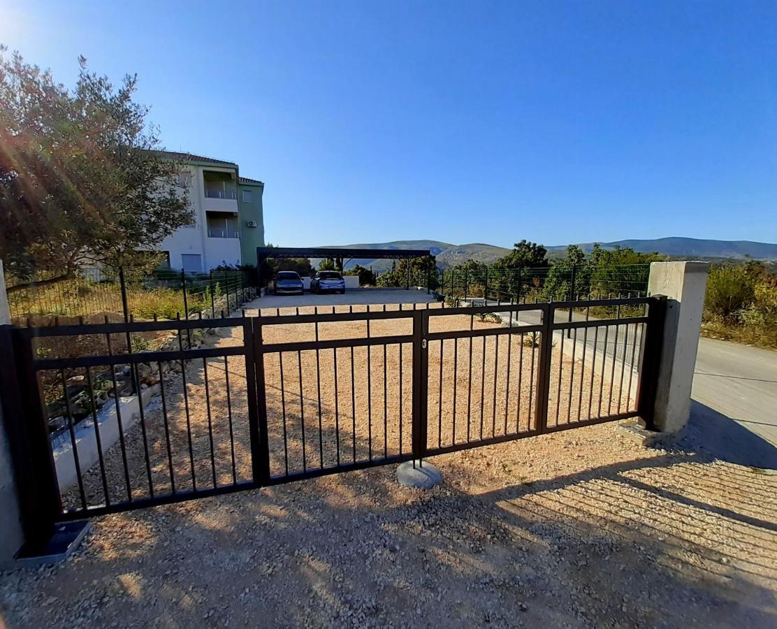 Apartment Zunabovic Trogir Exterior foto