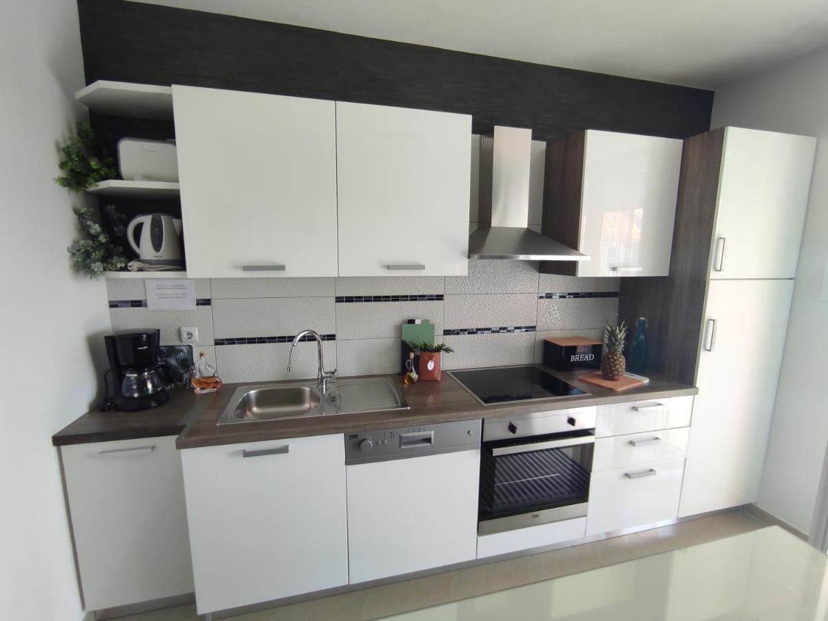 Apartment Zunabovic Trogir Exterior foto
