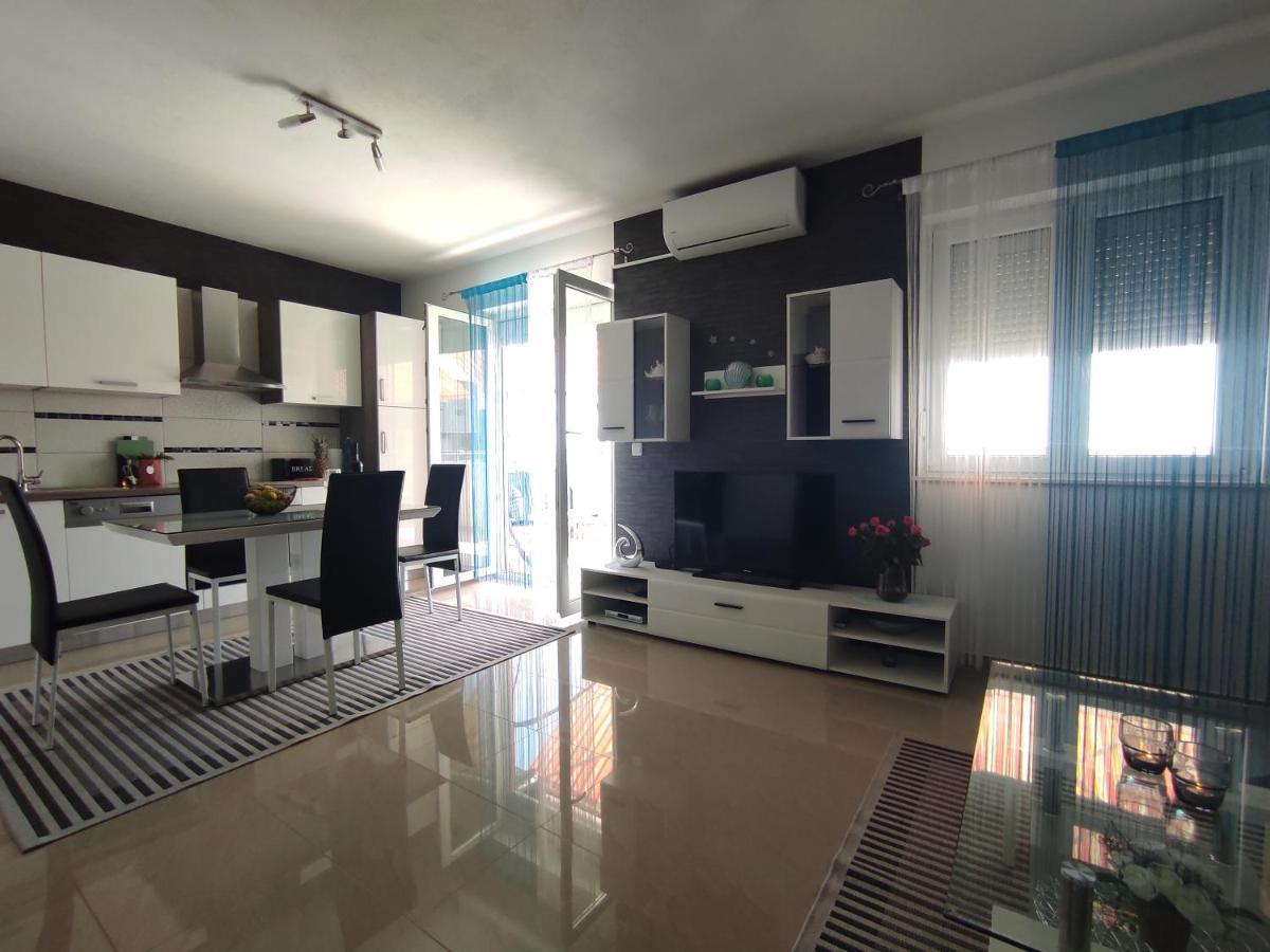 Apartment Zunabovic Trogir Exterior foto